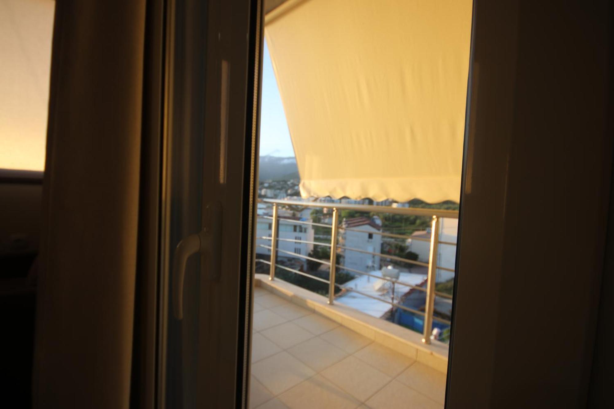 Rooms With View Химар Екстериор снимка