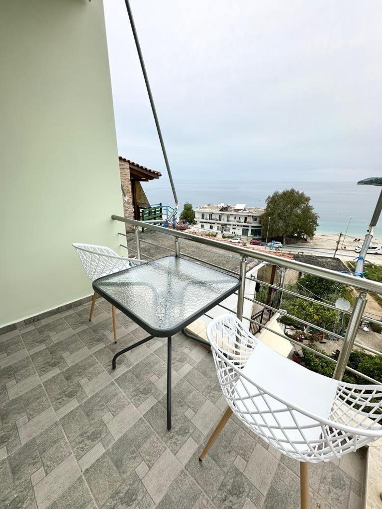 Rooms With View Химар Стая снимка